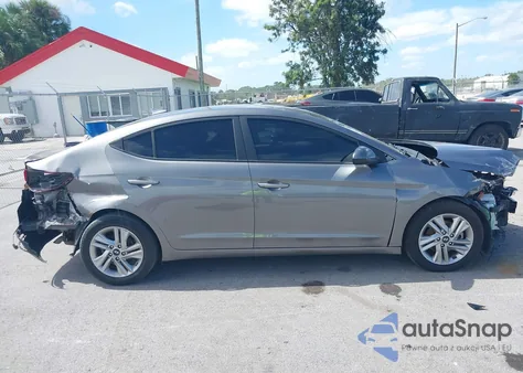 2020 Hyundai Elantra Sel z USA, uszkodzony, nr VIN 5NPD84LF1LH534861